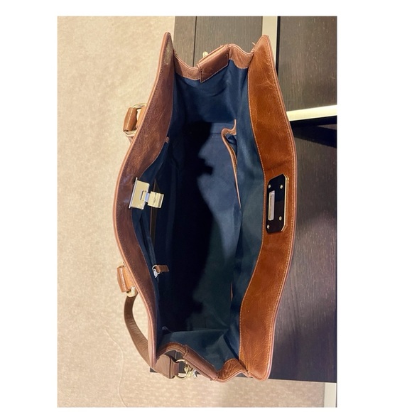 Carrington Tote, COLE HAAN - Picture 11 of 11